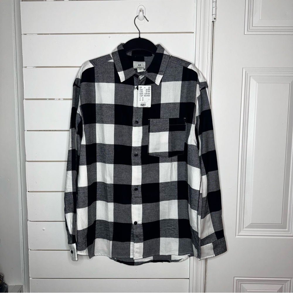 New Men’s Flannel/ Plaid Shirt by H&M